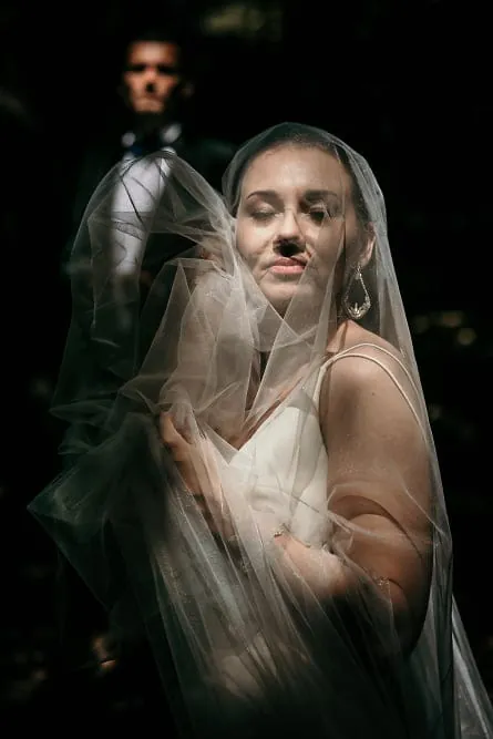 Portret Panny Młodej w dniu ślubu - zdjęcie 3 z galerii Allemedia