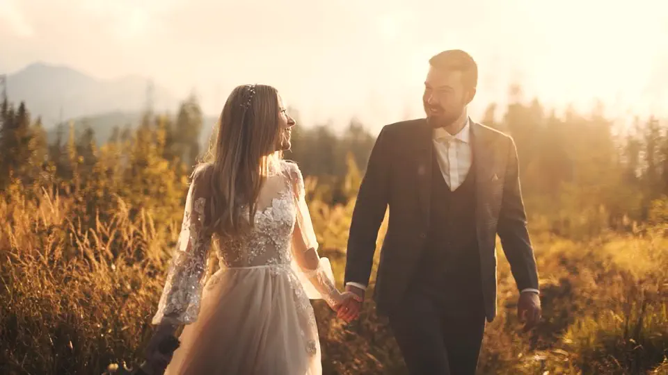 Kadr z teledysku ślubnego Lidii i Wojciecha na Rusinowej Polanie w Tatrach